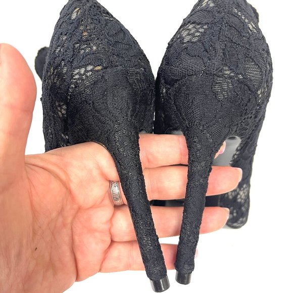 Sexy NM Chales David Player Pull-On Lace Pump - Picture 9 of 12